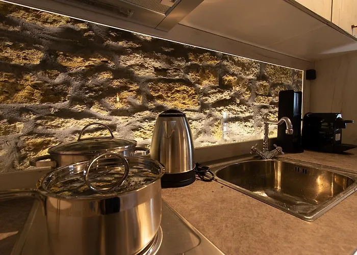 Managraia * Makrigialos